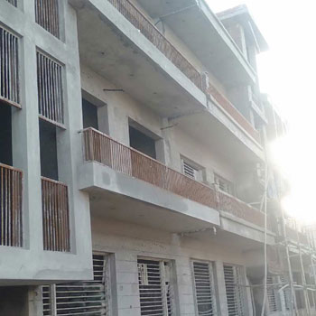 2 BHK Flats & Apartments for Sale in Sunny Enclave, Mohali (100 Sq. Yards)