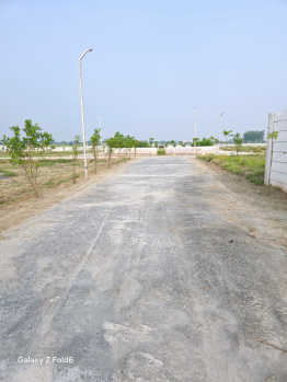 100 Sq. Yards Residential Plot for Sale in Yamuna Expressway, Greater Noida