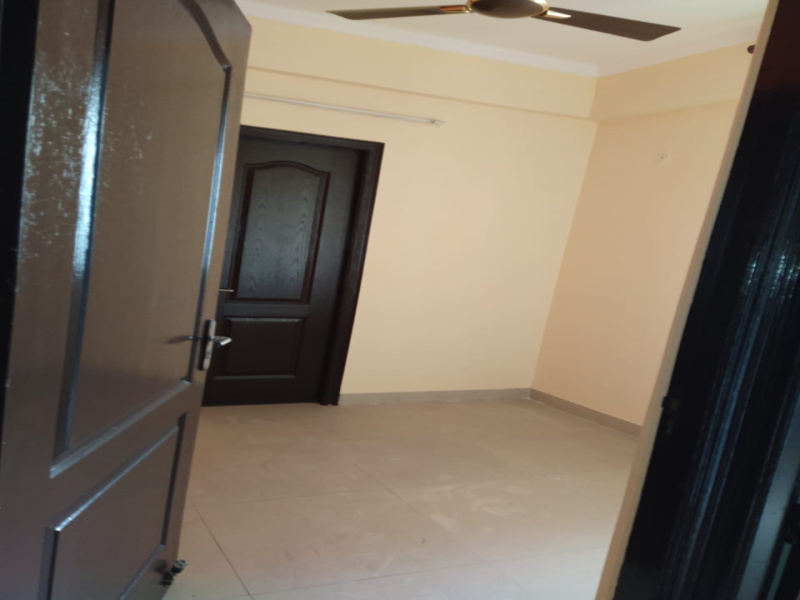 2 Plus Study Flat Available For Sale In Crossing Republic