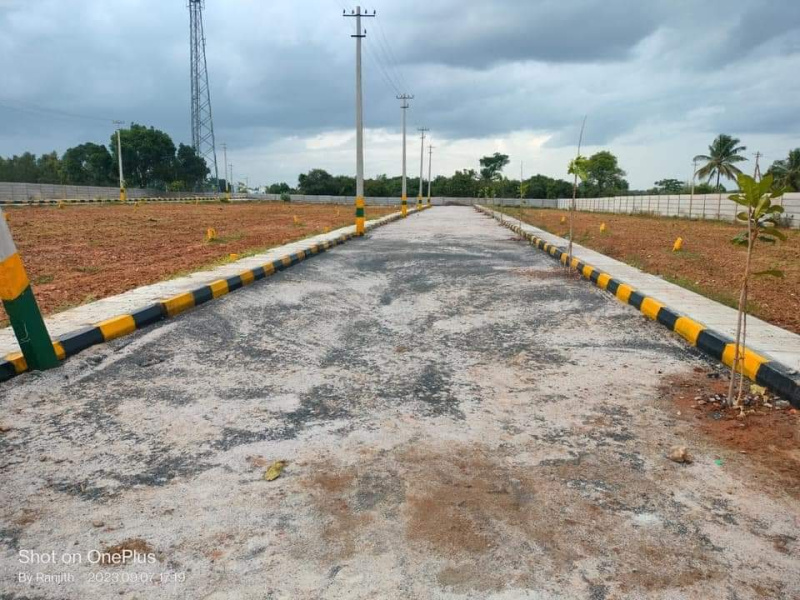 PREMIUM RESIDENTIAL PLOTS AT BADLAPUR
