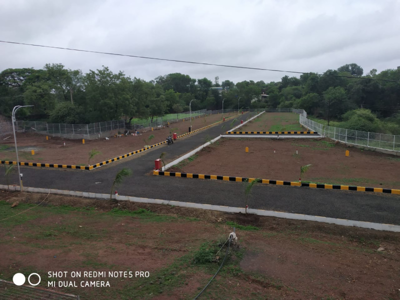 PREMIUM RESIDENTIAL PLOTS AT BADLAPUR