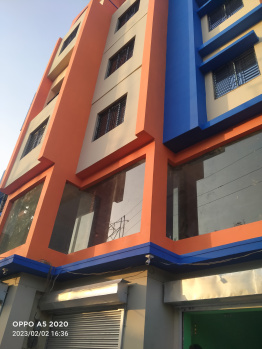 2bhk flat in josorroad. Doltola more