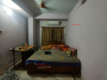 2 BHK Flats & Apartments for Rent in Motilal Colony, Kolkata (750 Sq.ft.)