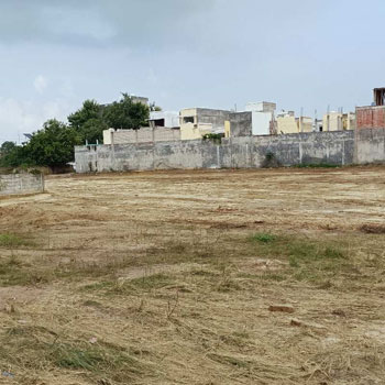 Residential plot in Arjunganj  Nearby Shaheed path