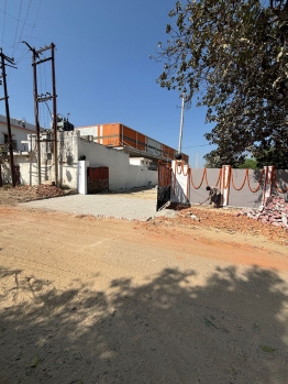 Plot for sell Kanpur Road Banthara market