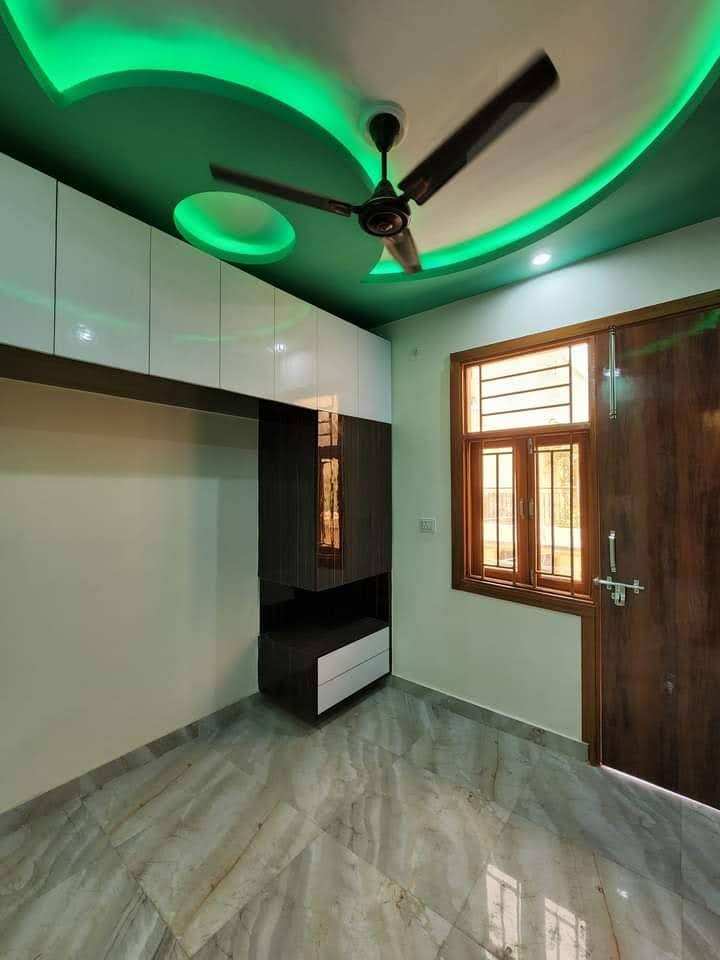 2 BHK Flats & Apartments For Sale In Om Vihar, Uttam Nagar, Delhi (510 Sq.ft.)