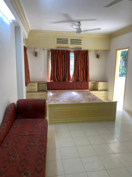 Flats & Apartments for Rent in Judges Bunglow, Ahmedabad (2500 Sq.ft.)