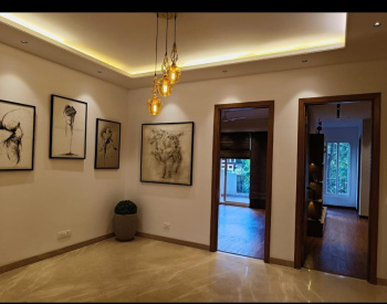 Luxury Builder For Rent in DLF Phase 1