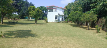 1 RK Farm House for Sale in Manesar, Gurgaon (3300 Sq. Yards)