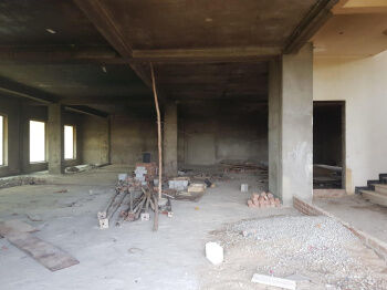 7000 Sq.ft. Showrooms for Rent in Fatehabad Road, Agra