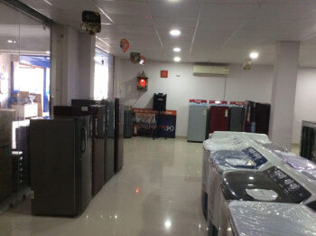 Commercial Showrooms for Lease