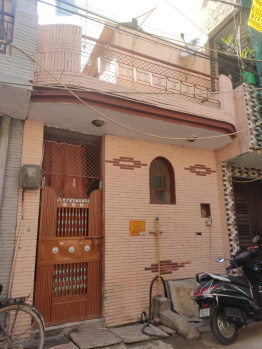 2 BHK Individual Houses / Villas for Sale in Block B, Mohan Garden, Delhi (480 Sq.ft.)