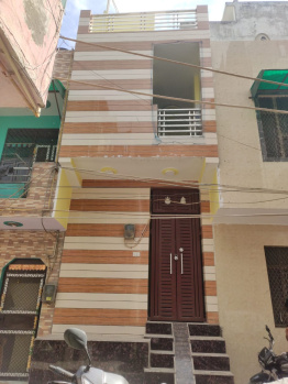2 BHK Flats & Apartments for Sale in Block K, Mohan Garden, Delhi (415 Sq.ft.)