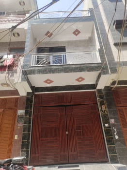 3 BHK Individual Houses / Villas for Sale in Dwarka Mor, Dwarka, Delhi (560 Sq.ft.)