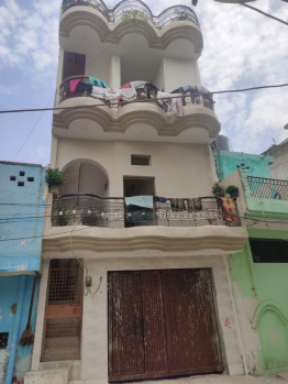 4 BHK Individual Houses / Villas for Sale in Dwarka Mor, Dwarka, Delhi (415 Sq.ft.)