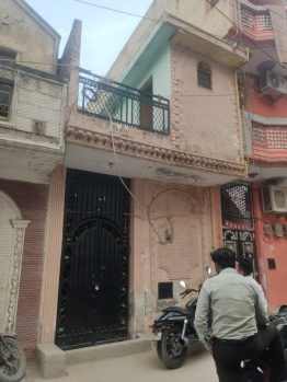 2 BHK Flats & Apartments for Sale in Om Vihar, Uttam Nagar, Delhi (460 Sq.ft.)
