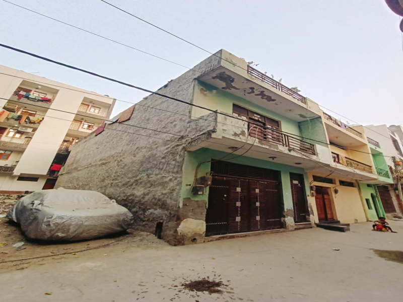 4 BHK Individual Houses / Villas for Sale in Dwarka Mor, Dwarka, Delhi (100 Sq. Yards)