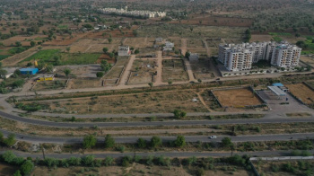 Commercial plot for sale in mahindra sez 250ft road