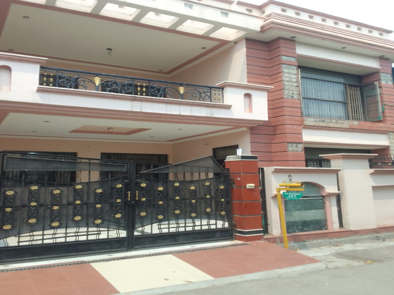 Individual Houses For Sale In GTB Nagar, Jalandhar (9 Marla)