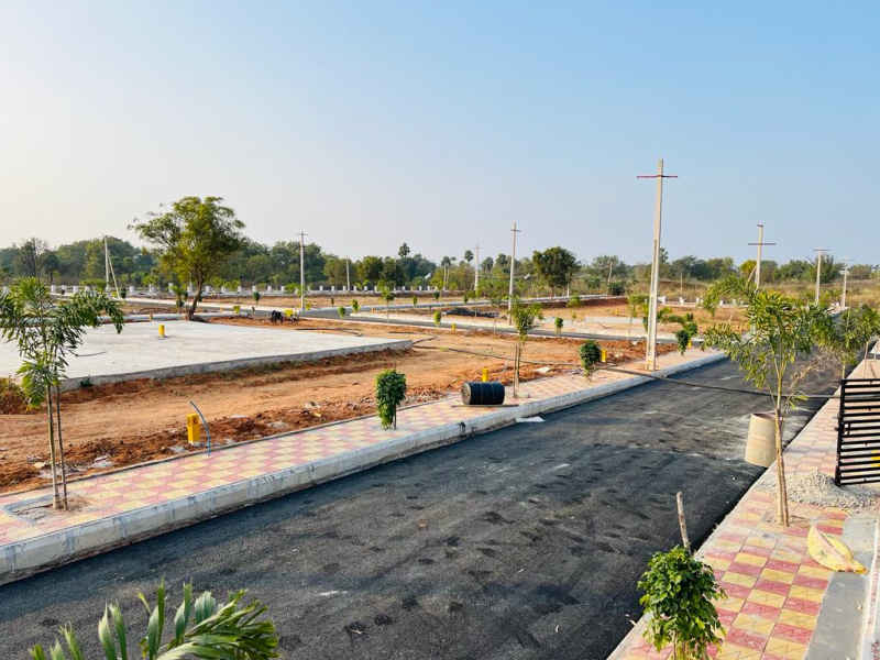 PLOTS FOR SALE AT ORR EXIT NO 13