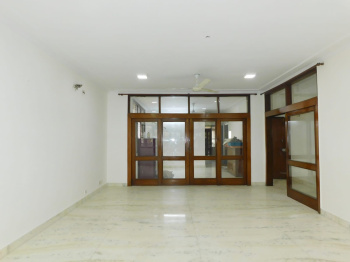 4 BHK Builder Floor for Rent in Arjun Nagar, Safdarjung Enclave, Delhi (300 Sq. Yards)