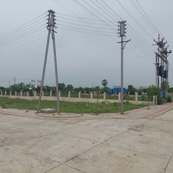 Property for sale in Nagpur Road, Wardha