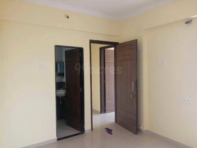 1 BHK Flats & Apartments for Sale in Sector 18, Navi Mumbai (680 Sq.ft.)