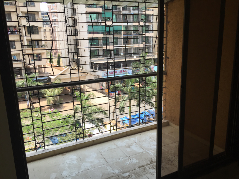2 BHK Flats & Apartments for Sale in Sector 11, Navi Mumbai (860 Sq.ft.)