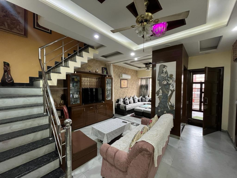 7 BHK Individual Houses / Villas for Sale in Sector 78, Mohali (2800 Sq.ft.)