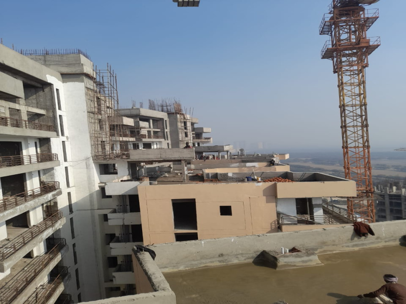 3 BHK Flats & Apartments for Sale in Yamuna Expressway, Greater Noida (1425 Sq.ft.)