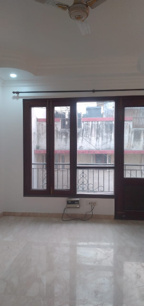 4 BHK Builder Floor for Sale in Block A1, Safdarjung Enclave, Delhi (300 Sq. Yards)