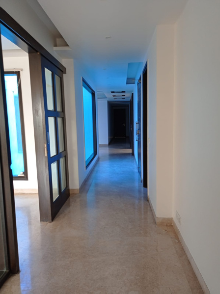 3 BHK Builder Floor for Sale in New Friends Colony, Delhi (500 Sq. Yards)