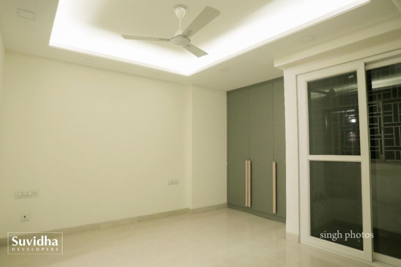 3 BHK Builder Floor for Sale in Block E, Greater Kailash I, Delhi (208 Sq. Yards)