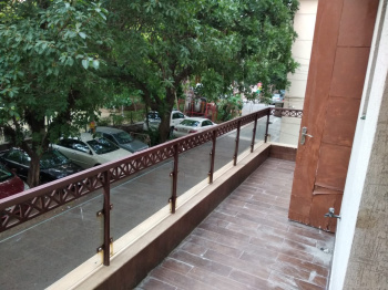 4 BHK Flats & Apartments for Sale in Delhi (500 Sq. Yards)