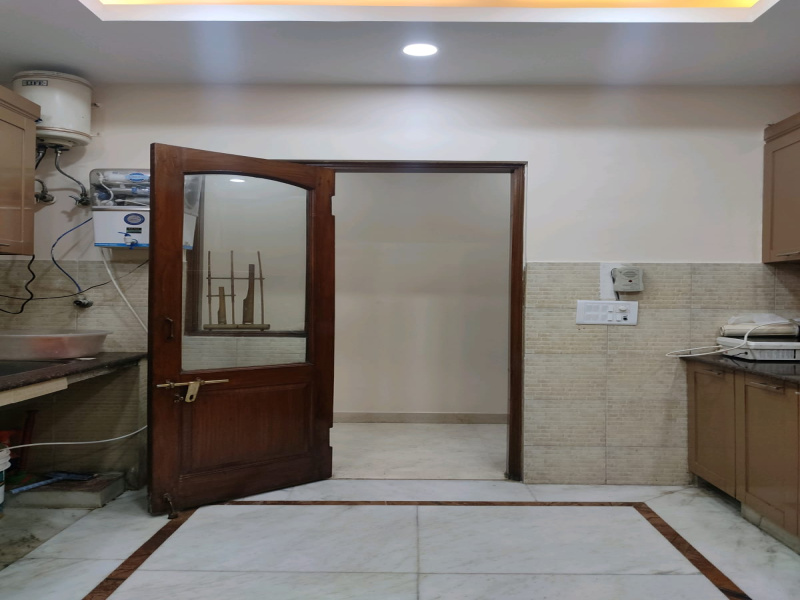 4 BHK Flats & Apartments for Sale in Block E, Greater Kailash I, Delhi (533 Sq. Yards)
