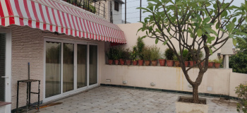 3 BHK Flats & Apartments for Sale in Greater Kailash Enclave I, Greater Kailash, Delhi (400 Sq. Yards)