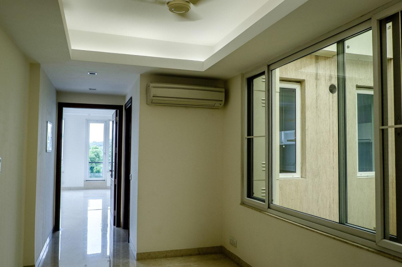 3 BHK Flats & Apartments for Sale in Greater Kailash Enclave I, Greater Kailash, Delhi (400 Sq. Yards)