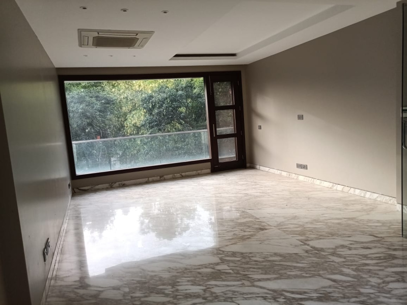 4 BHK Builder Floor for Sale in Block S, Greater Kailash II, Delhi (462 Sq. Yards)
