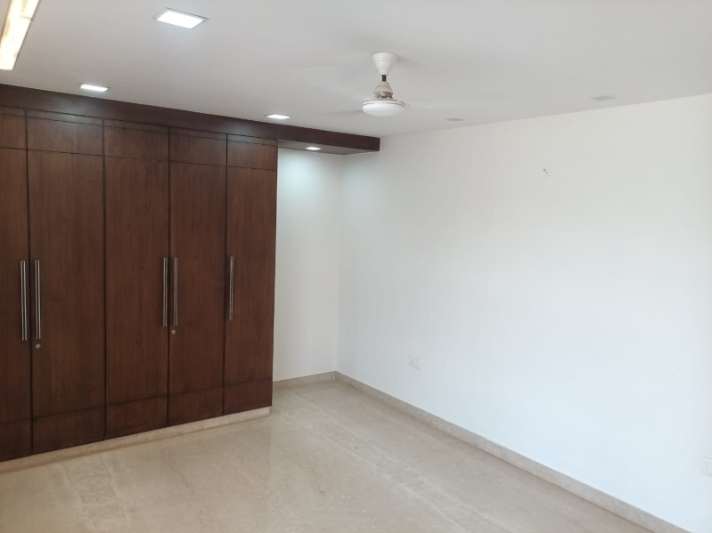3 BHK Builder Floor for Sale in Block M, Greater Kailash II, Delhi (250 Sq. Yards)