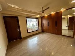 3 BHK Builder Floor for Sale in Delhi (325 Sq. Yards)