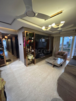 GROUND FLOOR AND BASEMENT BOTH ON SALE @ 11CR