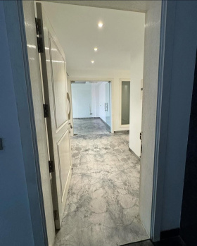 THIRD FLOOR WITH TERRACE BOTH ON SALE @15CR