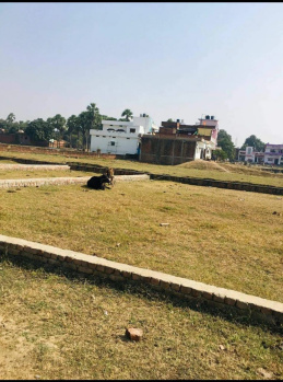 Varanasi ramnagar highway Ramada hotal k thik samne 20 feet road pe residential plot turant ragistry turant kbja