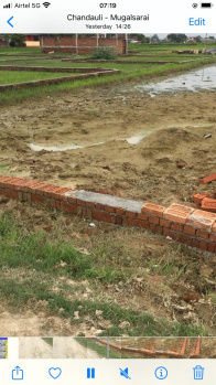 Residential plots are available between Varanasi Ramnagar to Mughalsarai Road.