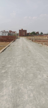 Varanasi Ramnagar temgra mode near sindhitali market ke pass residential only 11 lakh rs/bisswa