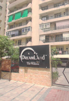 2 BHK Flats & Apartments for Sale in Crossing Republik, Ghaziabad (1250 Sq.ft.)