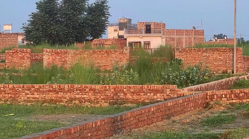 PRAYAGRAJ junction से सिर्फ 8km की Disctance पे Best investment & Reddy to move free hold Plot...unity school मोड Saidpur