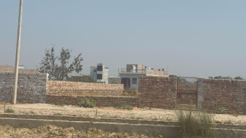 Property for sale in Karendah Bazaar, Allahabad