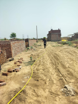Property for sale in Karendah Bazaar, Allahabad