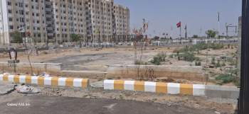 Residencial plot in Mahal Road